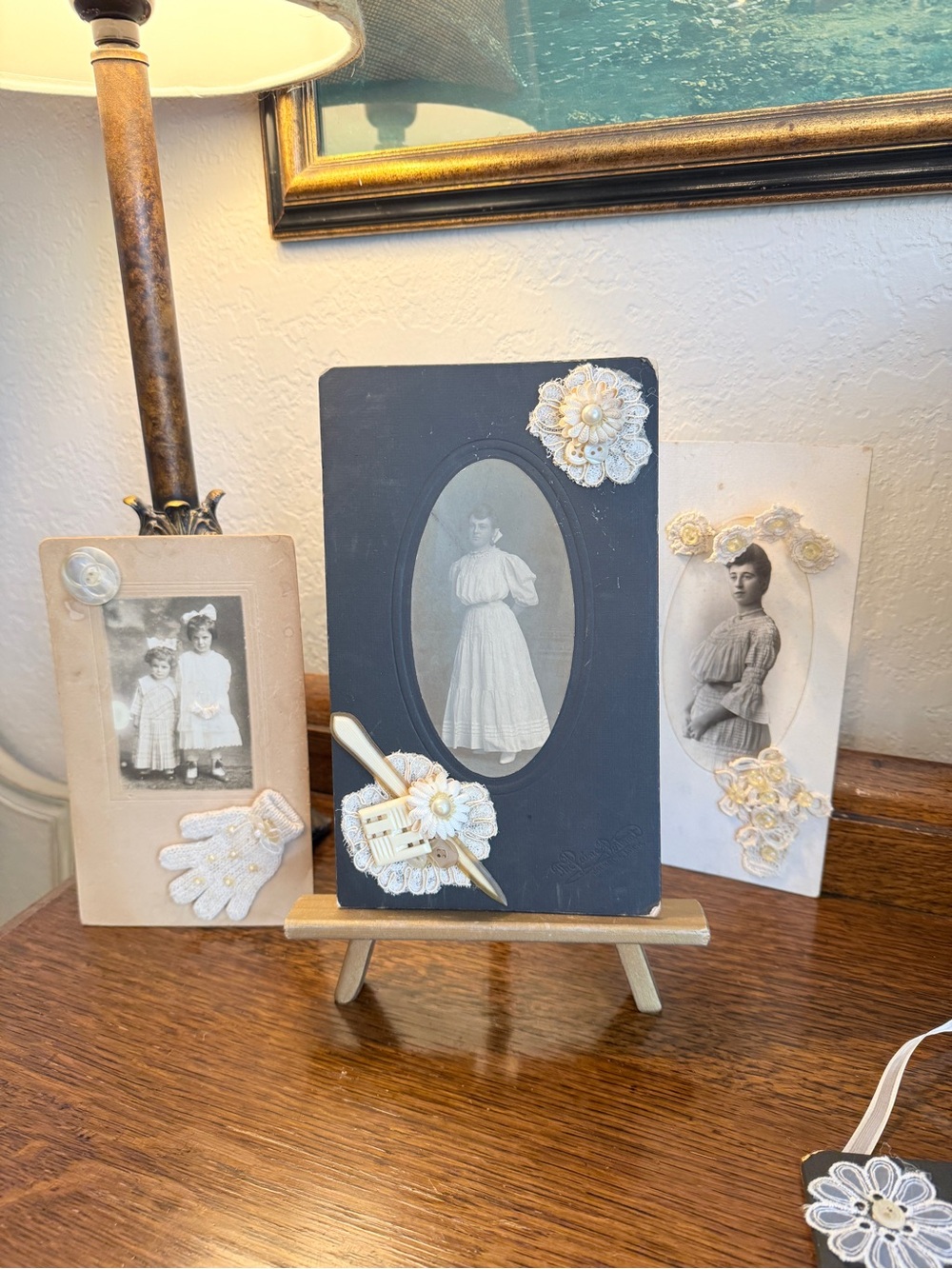 4 Antique Embellished Victorian Cabinet Cards with Gold Wood Easel - Picture 10 of 16